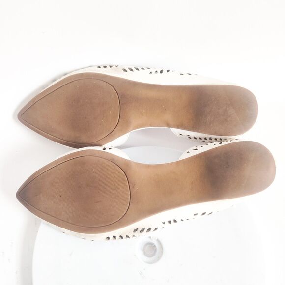 Steve Madden Flats Size 8 Leather Cream Slip On Preppy Laser Cutouts Pointy Toe - Picture 9 of 10